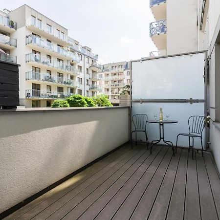 Czarnieckiego Apartment With Balcony Poznan By Noclegi Renters 外观 照片